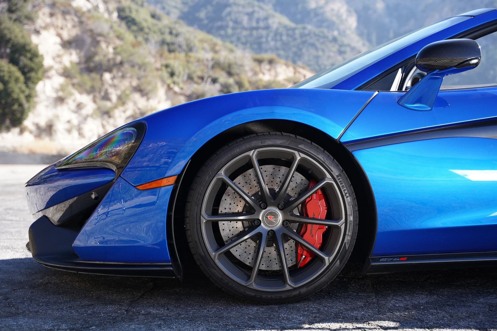McLaren wheel detail